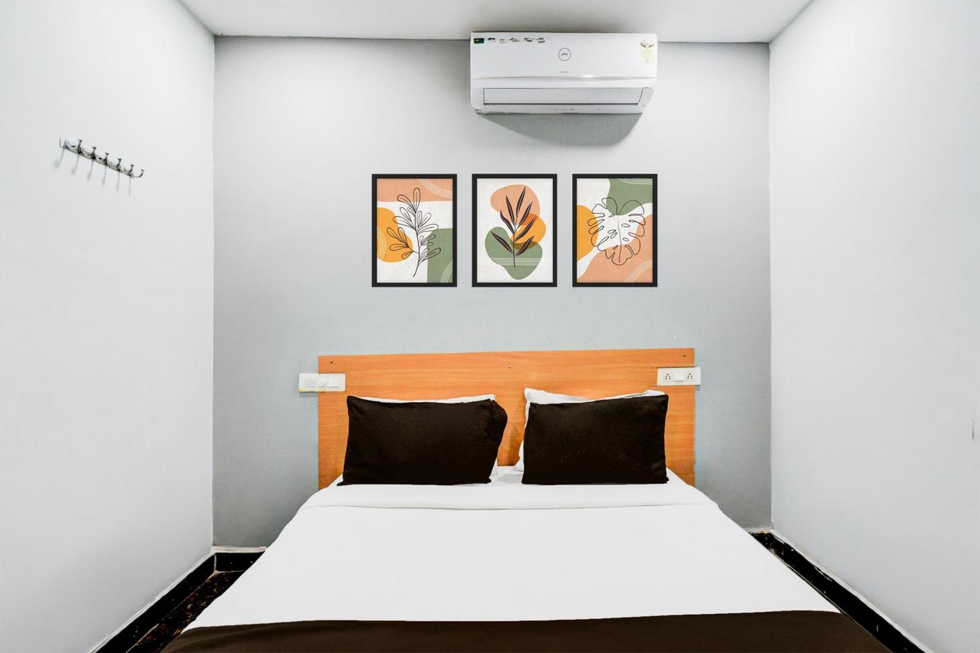 Super Hotel O Malkajgiri Maula Ali Exterior photo